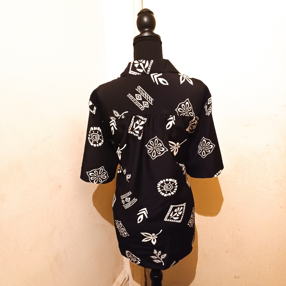 A Personal Touch Women Shirt Size XL Black - Picture 2 of 5